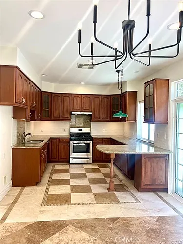 25292 De Salle St Photo 1