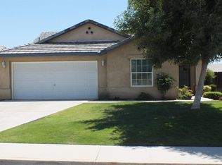 3736 Meadow Run Ln, Bakersfield, CA 93308