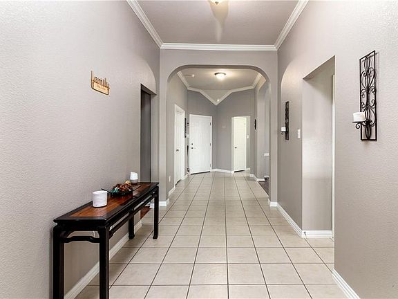 4th image of 2720 Pennington Dr