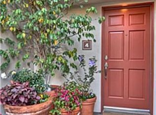 2101 E 15th St APT 4, Newport Beach, CA 92663