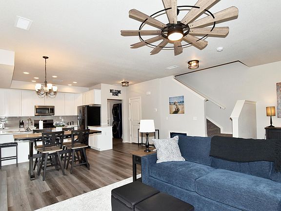 4th image of 1688 Grand Ave #1