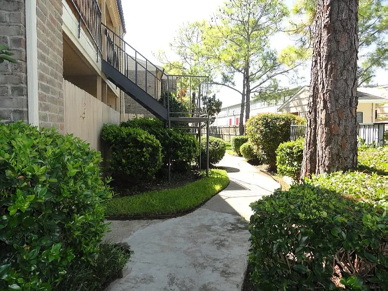 8201 Richmond Ave #64 — Photo 11