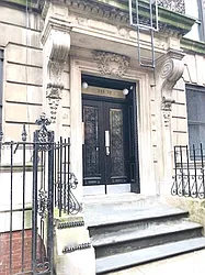 Rented by Warren T Real Estate Corp.