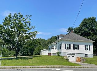 12 Center St, Bellingham, MA 02019