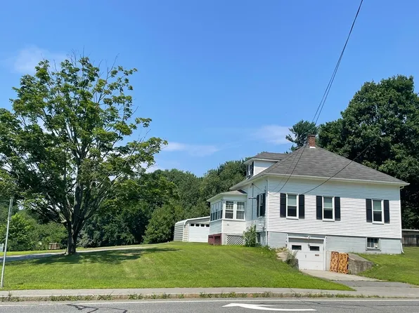 12 Center St, Bellingham, MA 02019