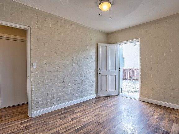 5th image of 127 Palm Ln