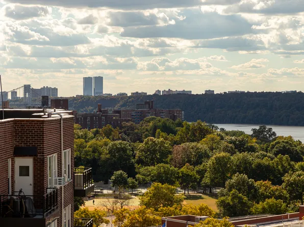 640 West 237th Street image 4 of 30