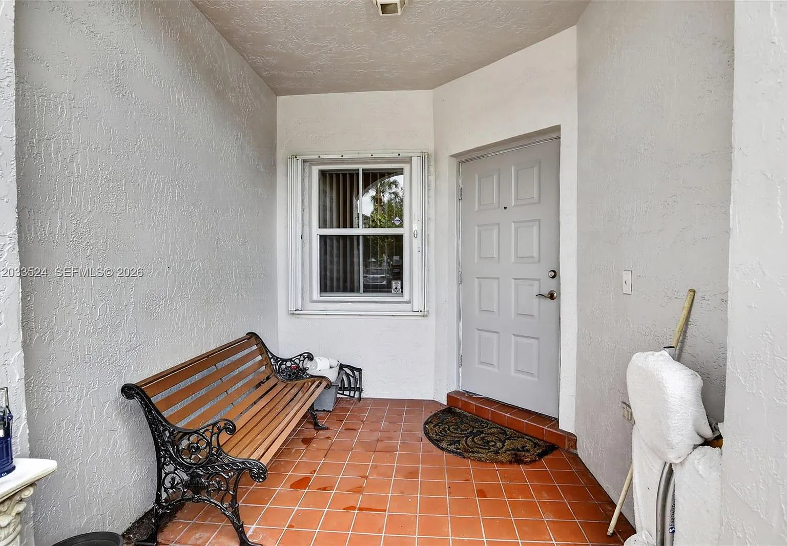 3 bed, 2.0 bath, $3,500 — Photo 3