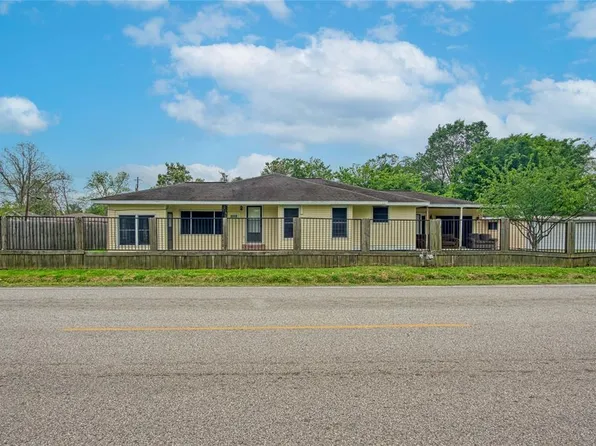 2518 Broad Street, Baytown, TX 77521