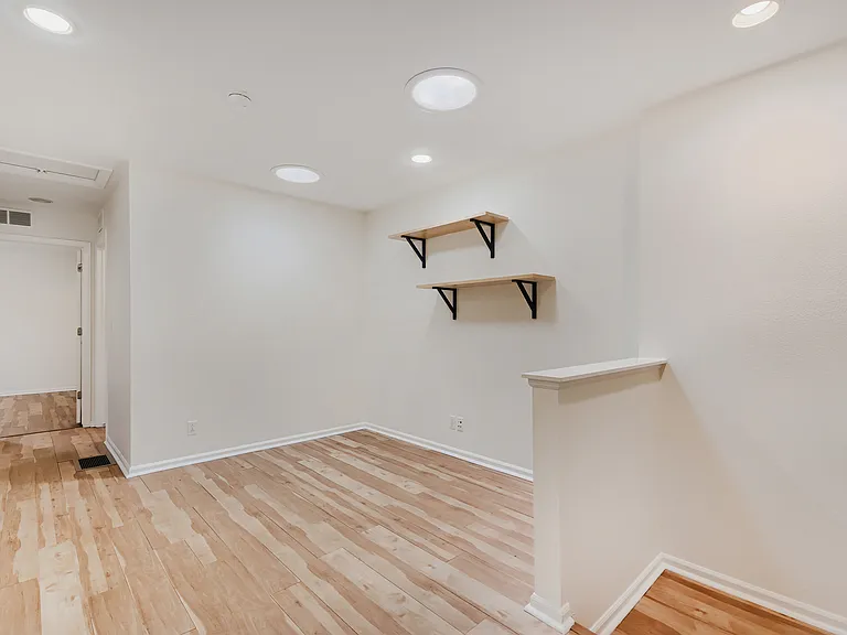 10875 E 28th Pl — Photo 12