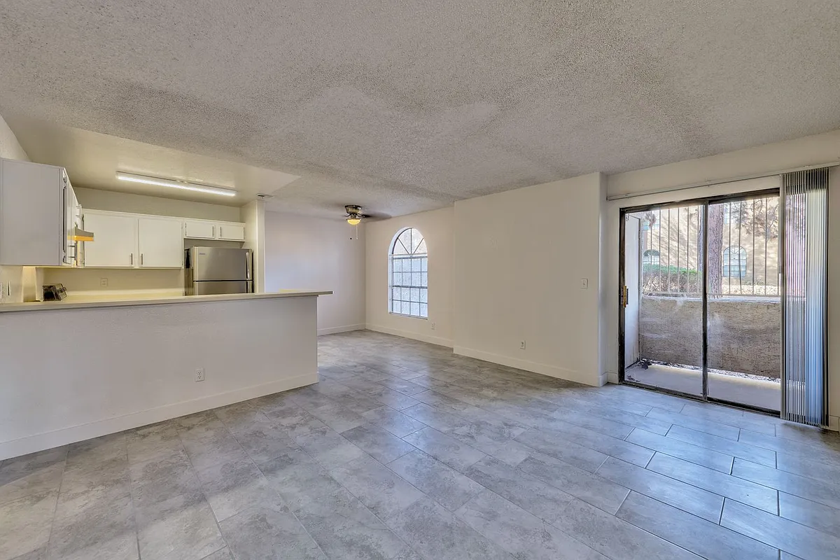 Building Photo - 2977 Juniper Hills Blvd #104