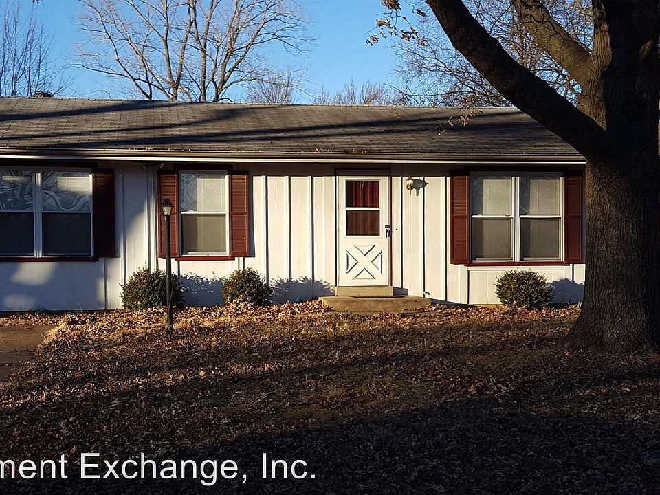 1st image of 2493 Blue Heron Dr