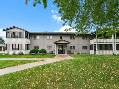 3125 Village Trl APT 217, Hastings, MN, 55033