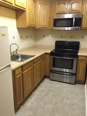 790 Hyde Park Ave — Photo 6