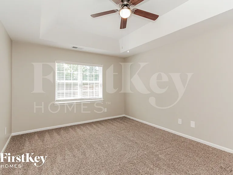 2816 Emerald Meadow Ln — Photo 8