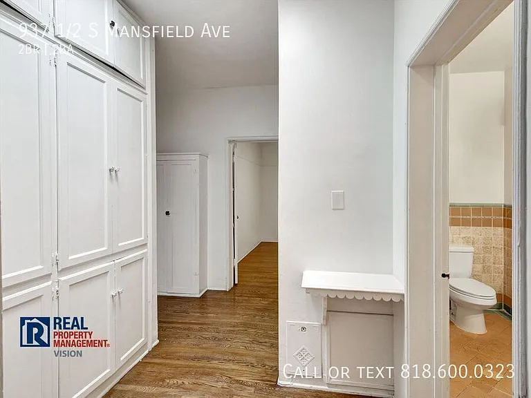 937 1/2 S Mansfield Ave — Photo 20