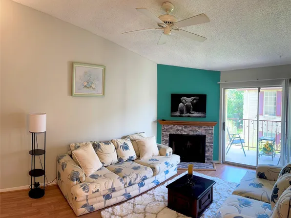 2120 El Paseo St APT 310, Houston, TX 77054