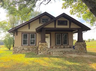 1639 Highway K, Macomb, MO 65702