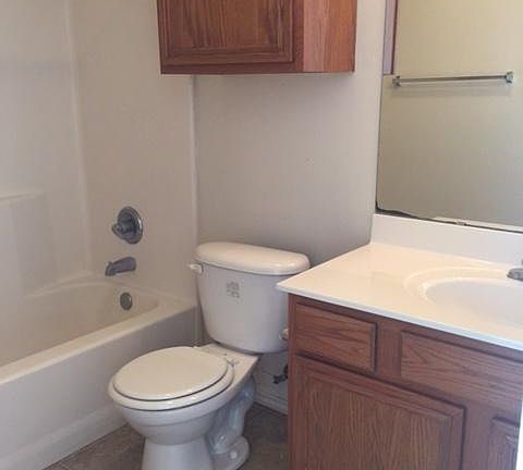 3rd image of 308 N Brentwood Ave