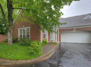 5939 Ashwood Bluff Dr, Louisville, KY 40207