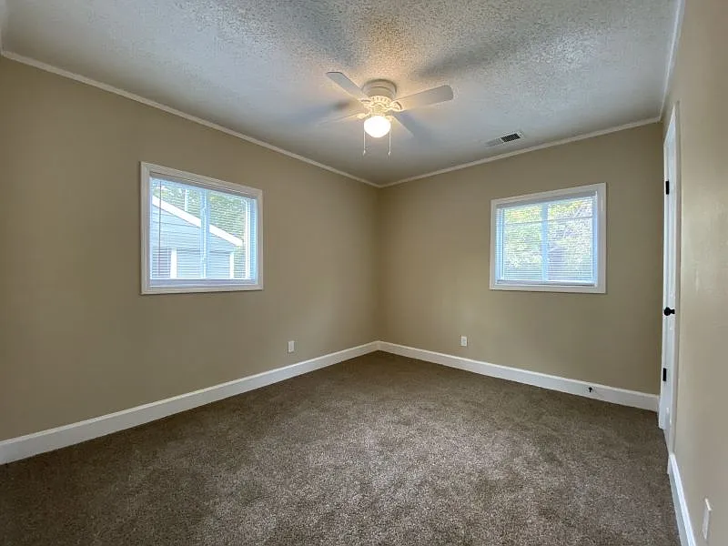Building Photo - 3257 Madewell St
