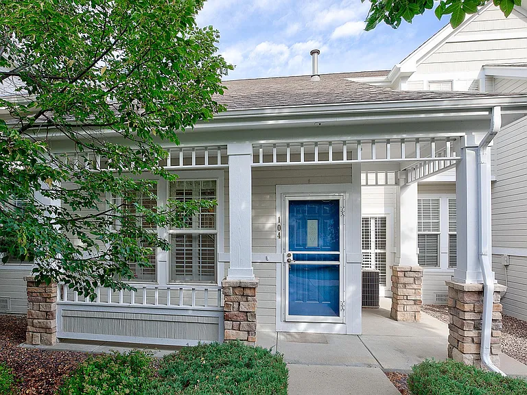 8300 Fairmount Dr — Photo 1
