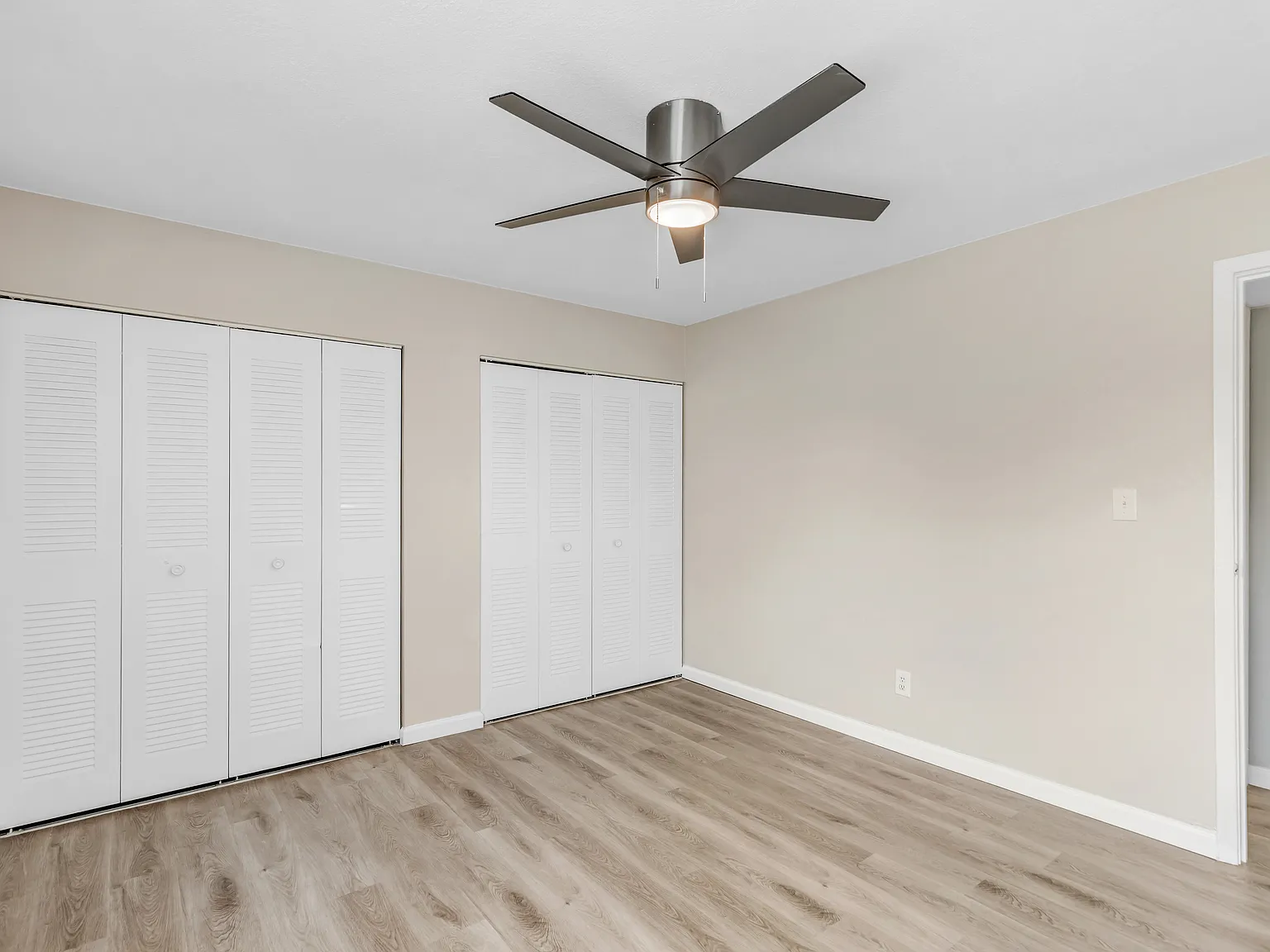 2 bed, 868 sqft, $1,700 — Photo 4
