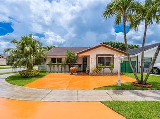 903 SW 140th Ave, Miami, FL 33184