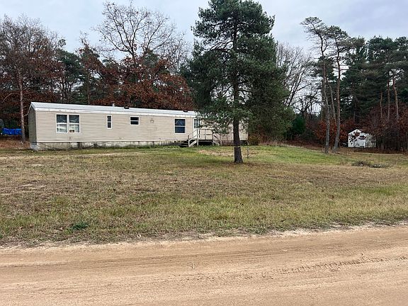 3rd image of 450 S Nancy Dr