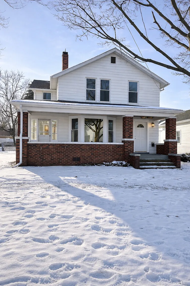 1003 Perry St photo 1