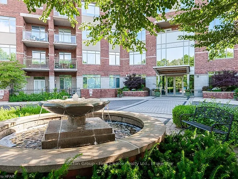 400 Romeo St N #207 — Photo 1