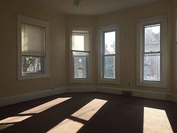 5th image of 49 Hancock St #1