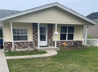 3106 Pasteur Ave, Saint Louis, MO 63114