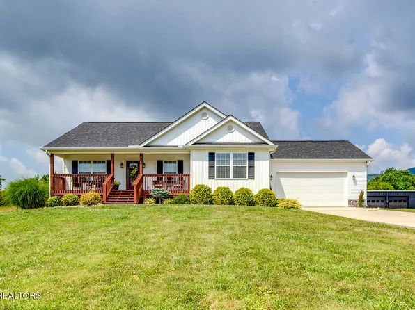 315 Greene Ln, La Follette, TN 37766