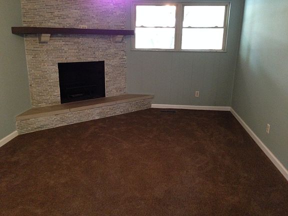 4th image of 2050 Hamlet Dr