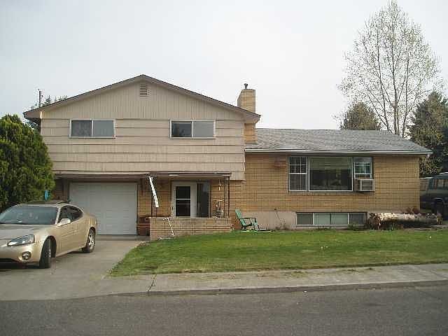 1st image of 1841 W 12th Ave