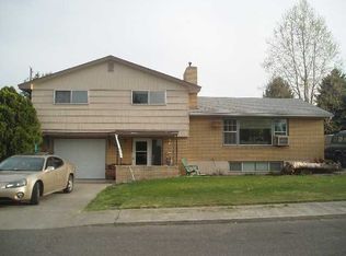 1841 W 12th Ave, Kennewick, WA 99337