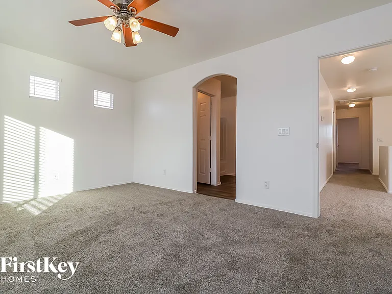 22031 W Solano Dr — Photo 11