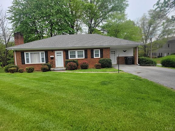 2nd image of 1239 Oakwood St
