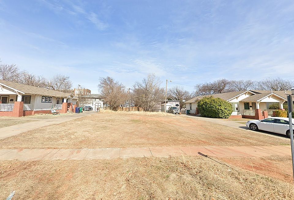 1st image of 123 NW 16th St