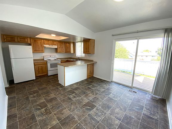 5th image of 5675 S China Clay Dr