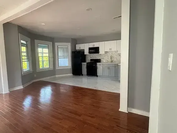 1214 Whalley Ave, New Haven, CT