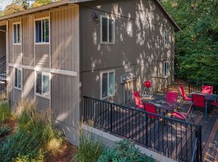 2680 SW 87th Ave APT 12, Portland, OR 97225