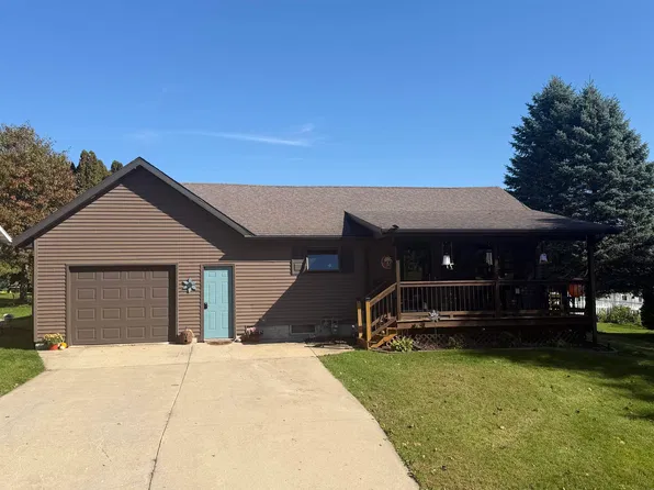 701 S Egbert St, Monona, IA 52159
