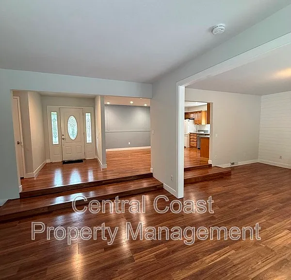 9465 Valley Oak Way — Photo 4