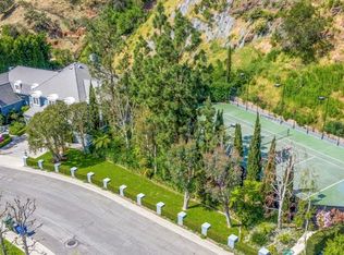 1401 Moraga Dr, Los Angeles, CA 90049