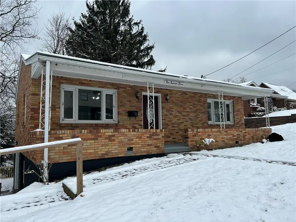 111 Eastern Dr, New Kensington, PA 15068