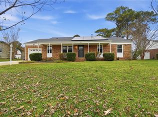 693 Charlecote Dr, Virginia Beach, VA 23464