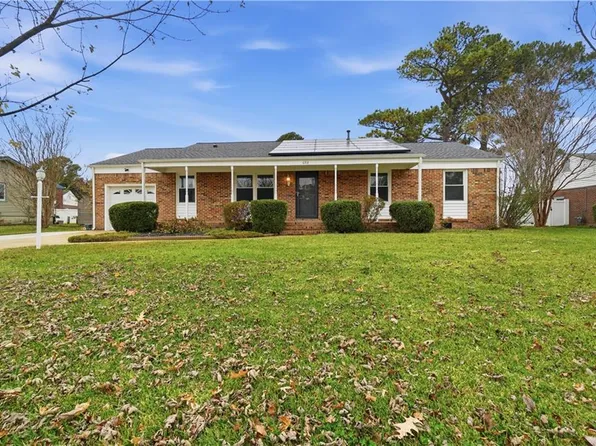 693 Charlecote Dr, Virginia Beach, VA 23464