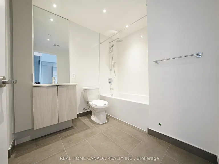 448 Burnhamthorpe Rd W #4712 — Photo 9
